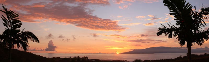 Launiupoko sunset Maui - All contents  2013  D. Rittner